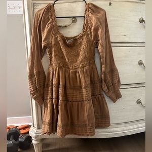 NWOT Women’s small, American Eagle, brown long sleeved dress.